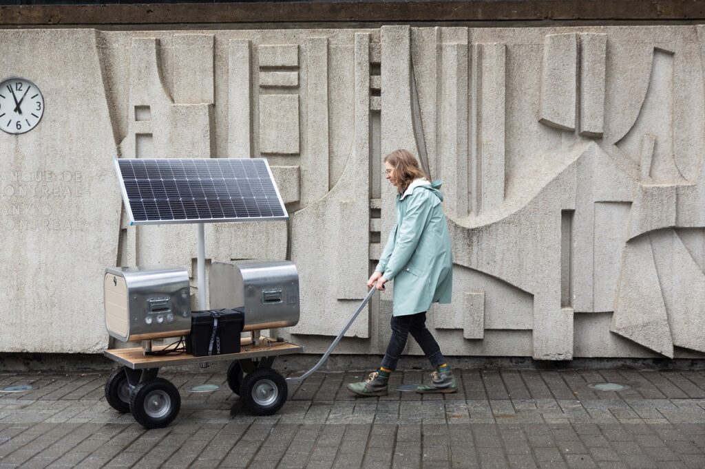 Thumbnail photo: Olfactory Media Library