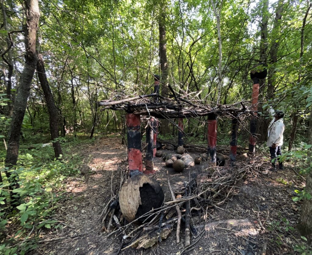 Thumbnail photo: U.A.V. (Unidentified Ancestral Vessel) 7845 and Kwaku’s /ɡrās/